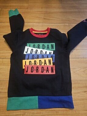 Air Jordan Sweater Youth Black Color Black Boys Size Medium Pullover